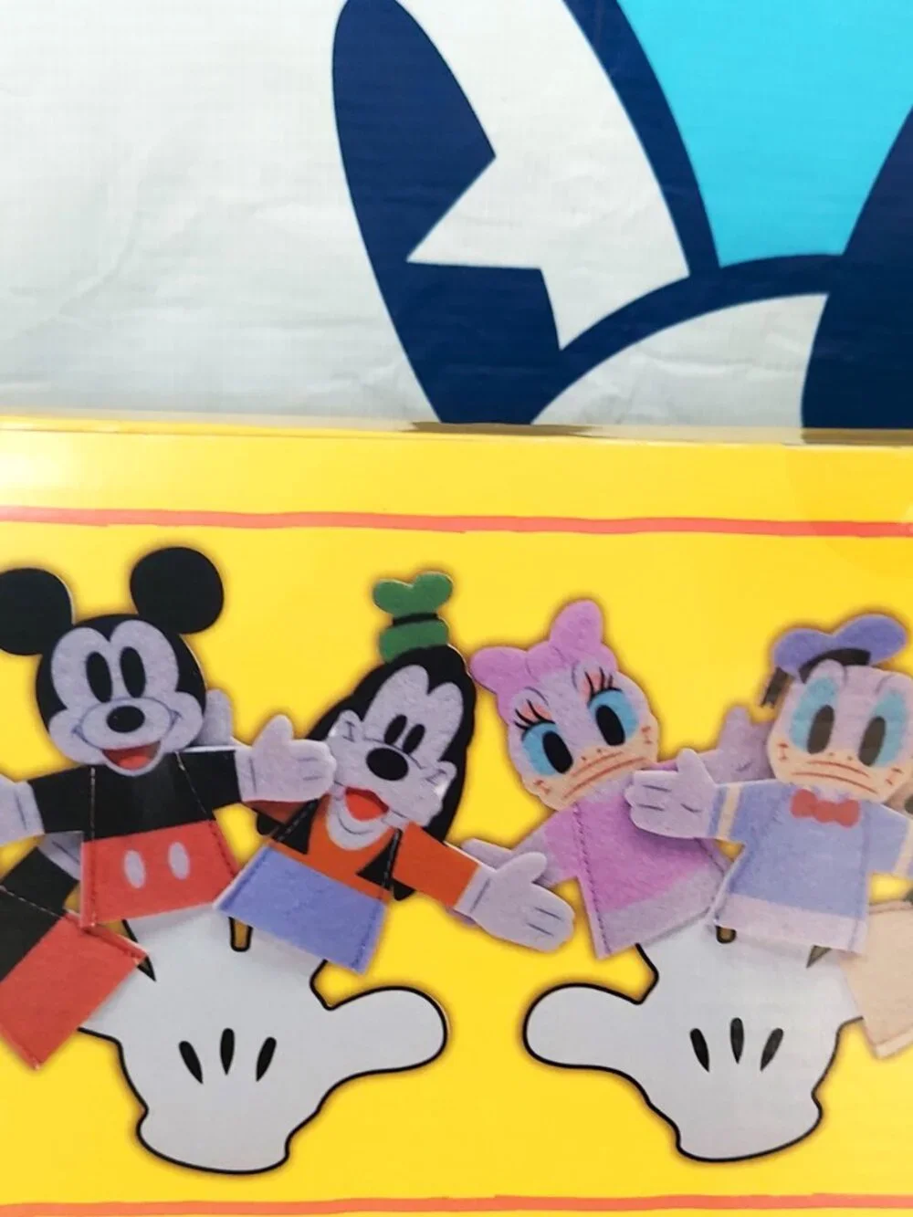 New Disney Finger Puppets Mickey & Friends, 6 soft felt puppets Disney Parks USA